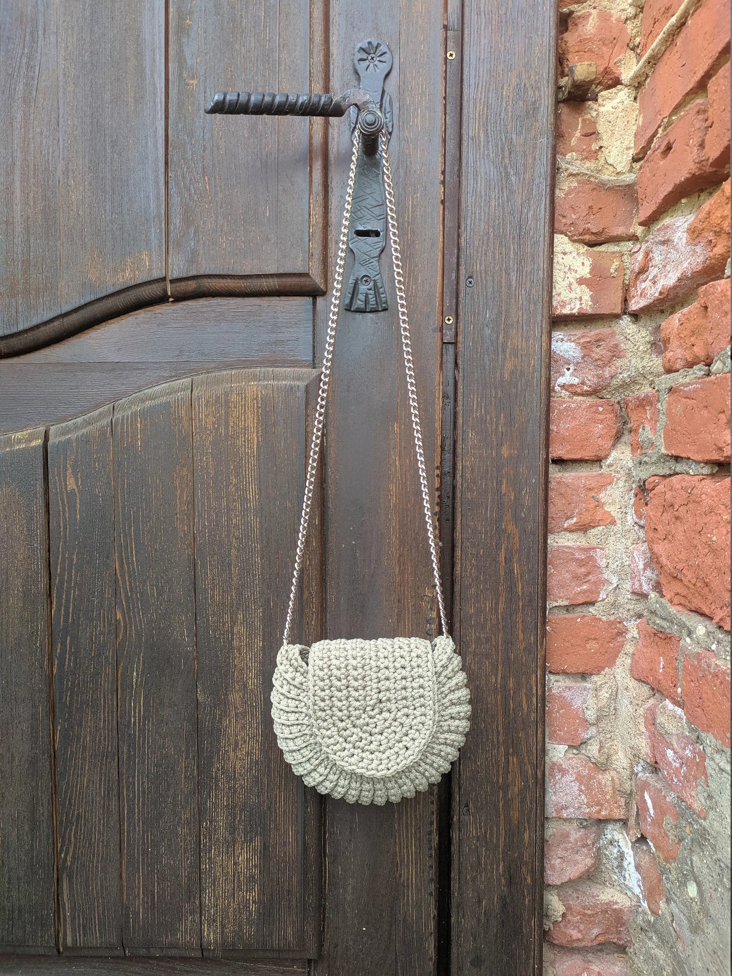 π° Oreo Shell Bag β Bold Texture, Easy Steps