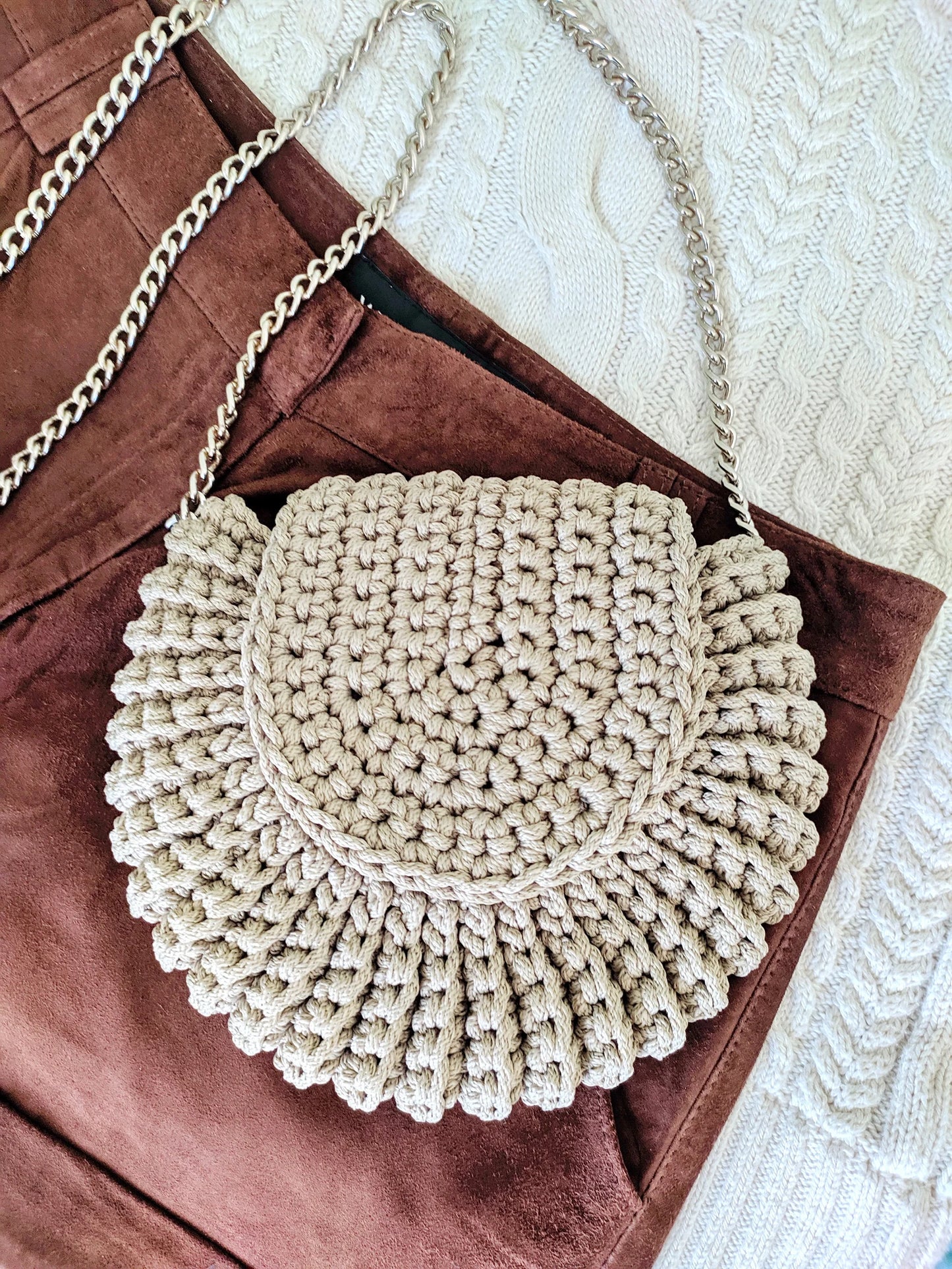 π° Oreo Shell Bag β Bold Texture, Easy Steps