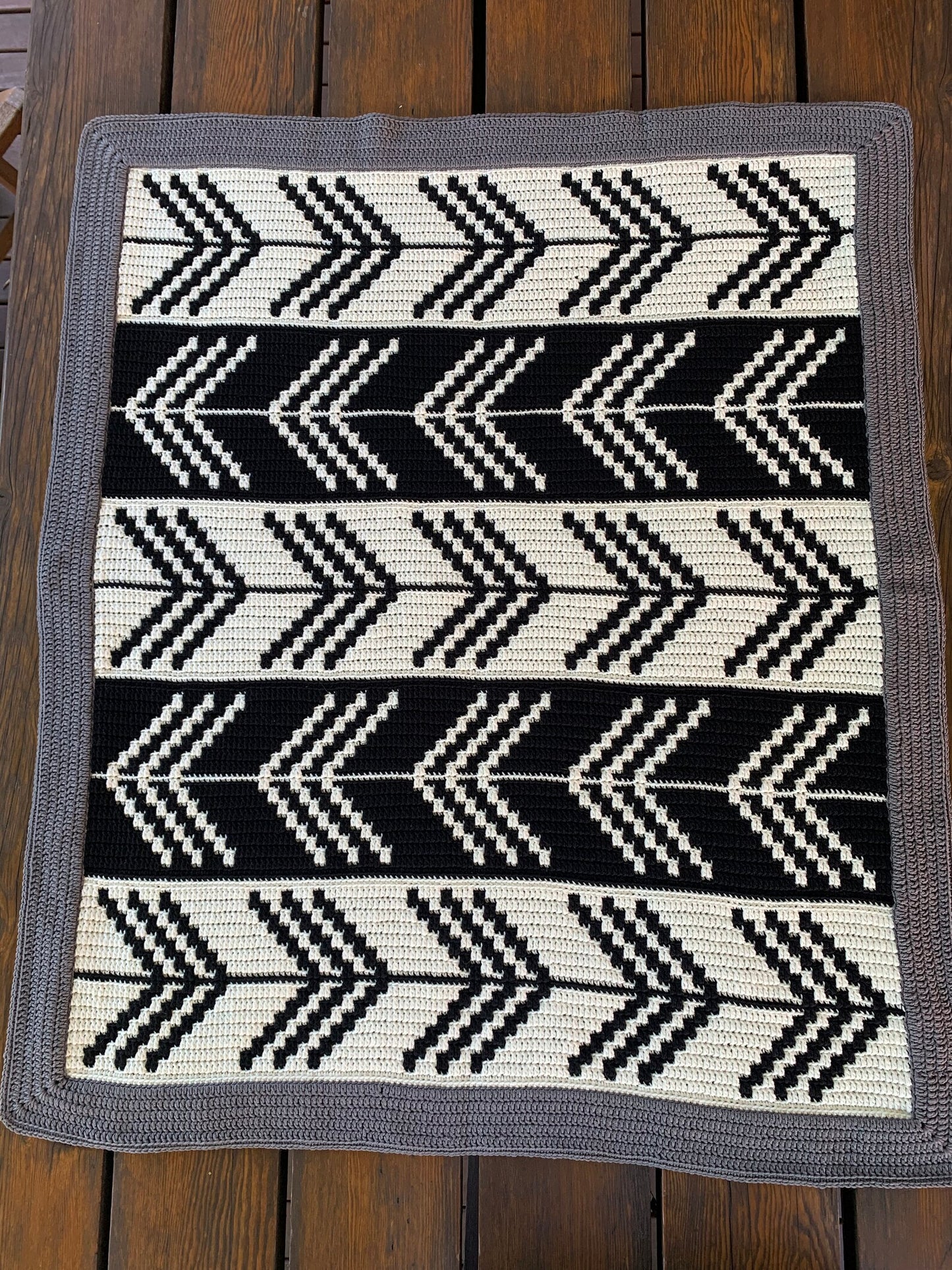 🧭 Mosaic Direction Blanket – Bold, Modern & Fun! 🧶