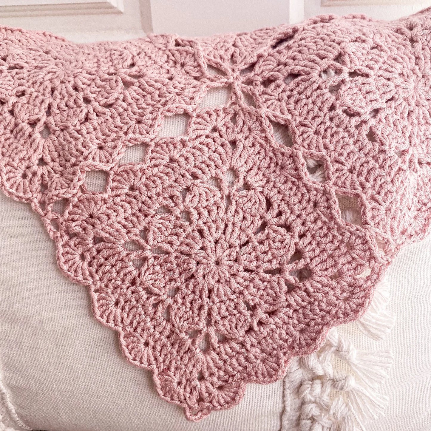 🌸 Blossom Breeze Blanket – Join-as-You-Go Crochet Squares 🧶