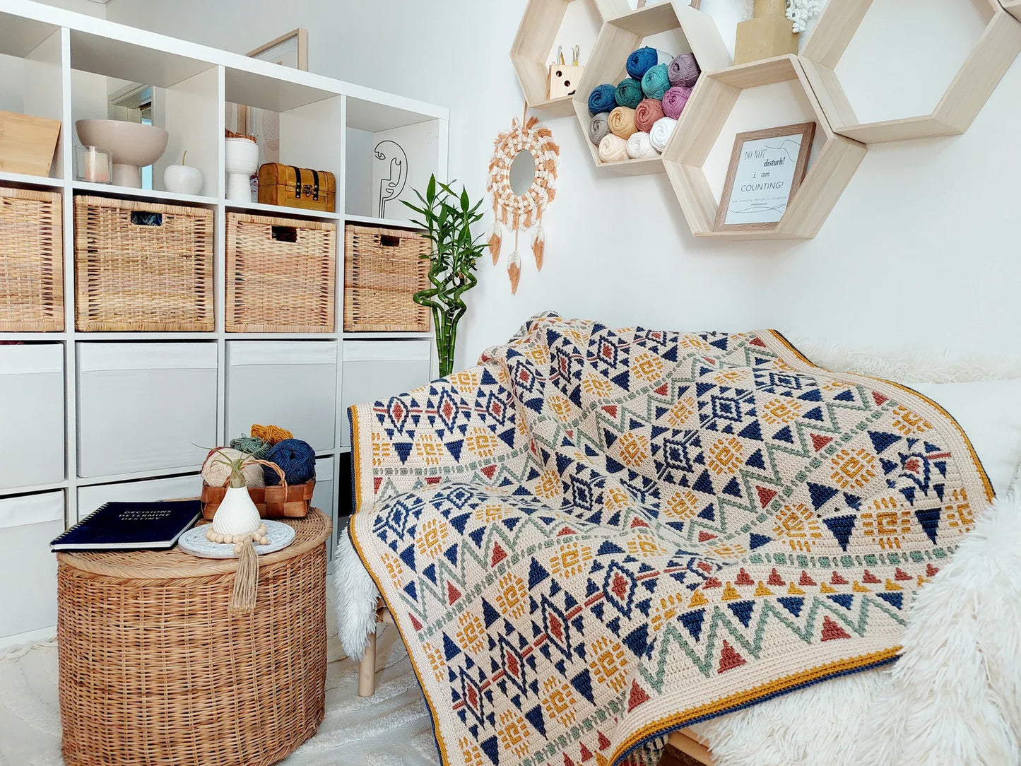 π Shandiin Mosaic Blanket Pattern β Bold & Colorful Design (PDF)