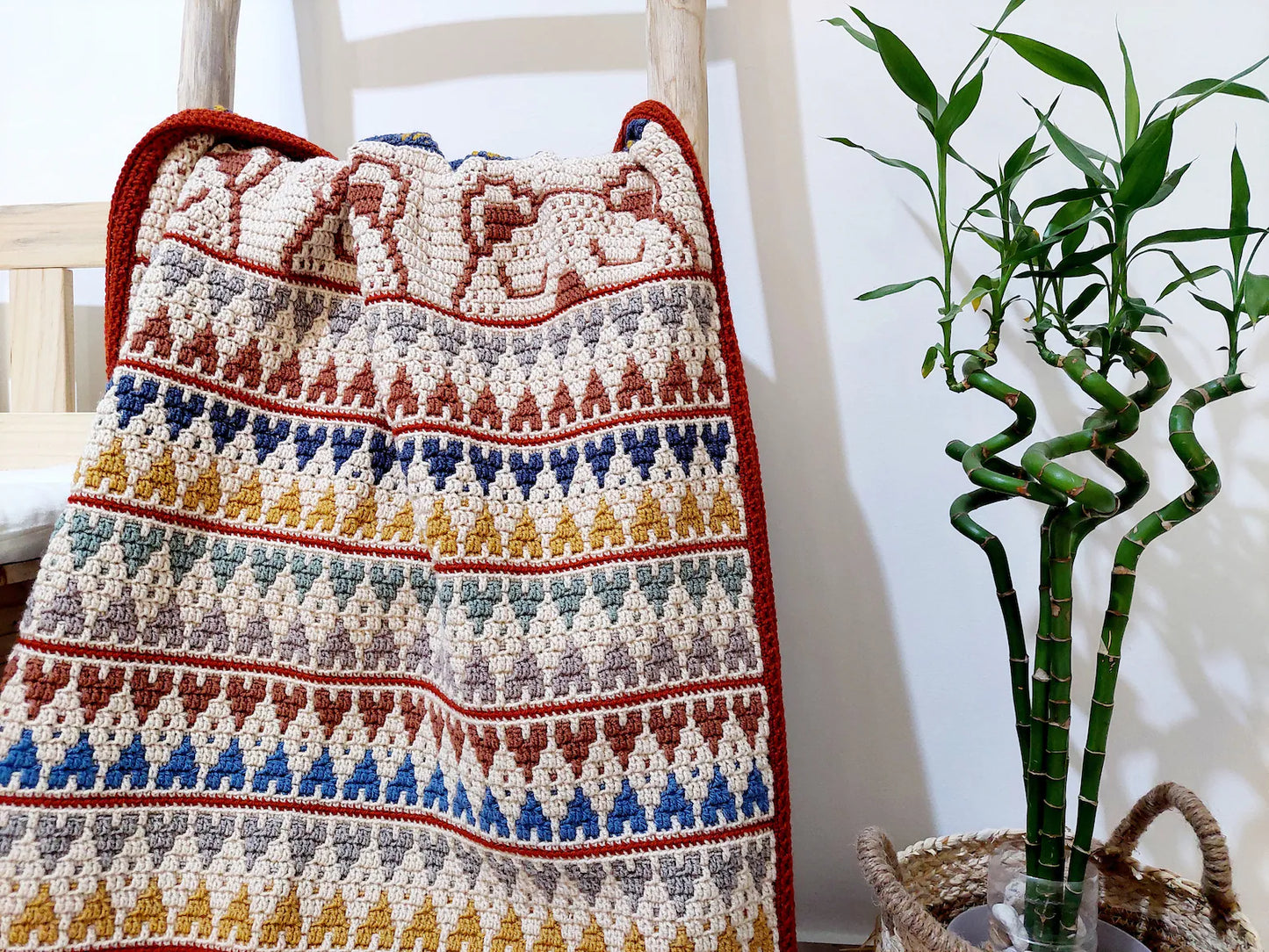 🧸✨ Sleep Tight Little Bear – Mosaic Baby Blanket Pattern