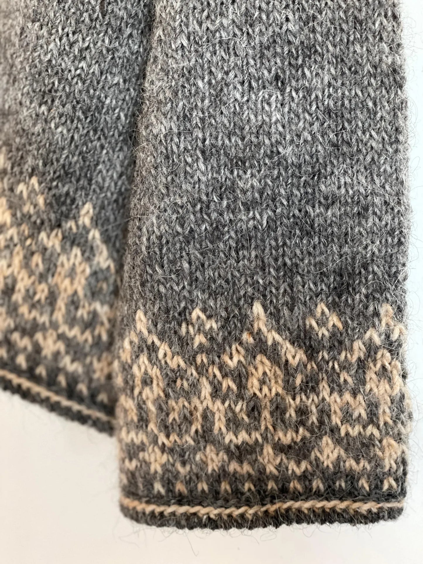 🧶 Huldra Sweater – Nordic Raglan Knit Pattern ✨
