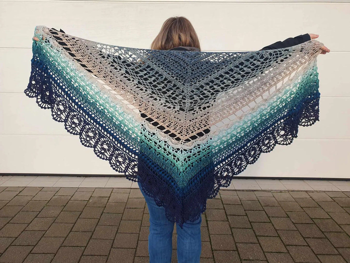 ✨ Griselda Crochet Shawl Pattern – Dreamy & Elegant Wrap 🧶