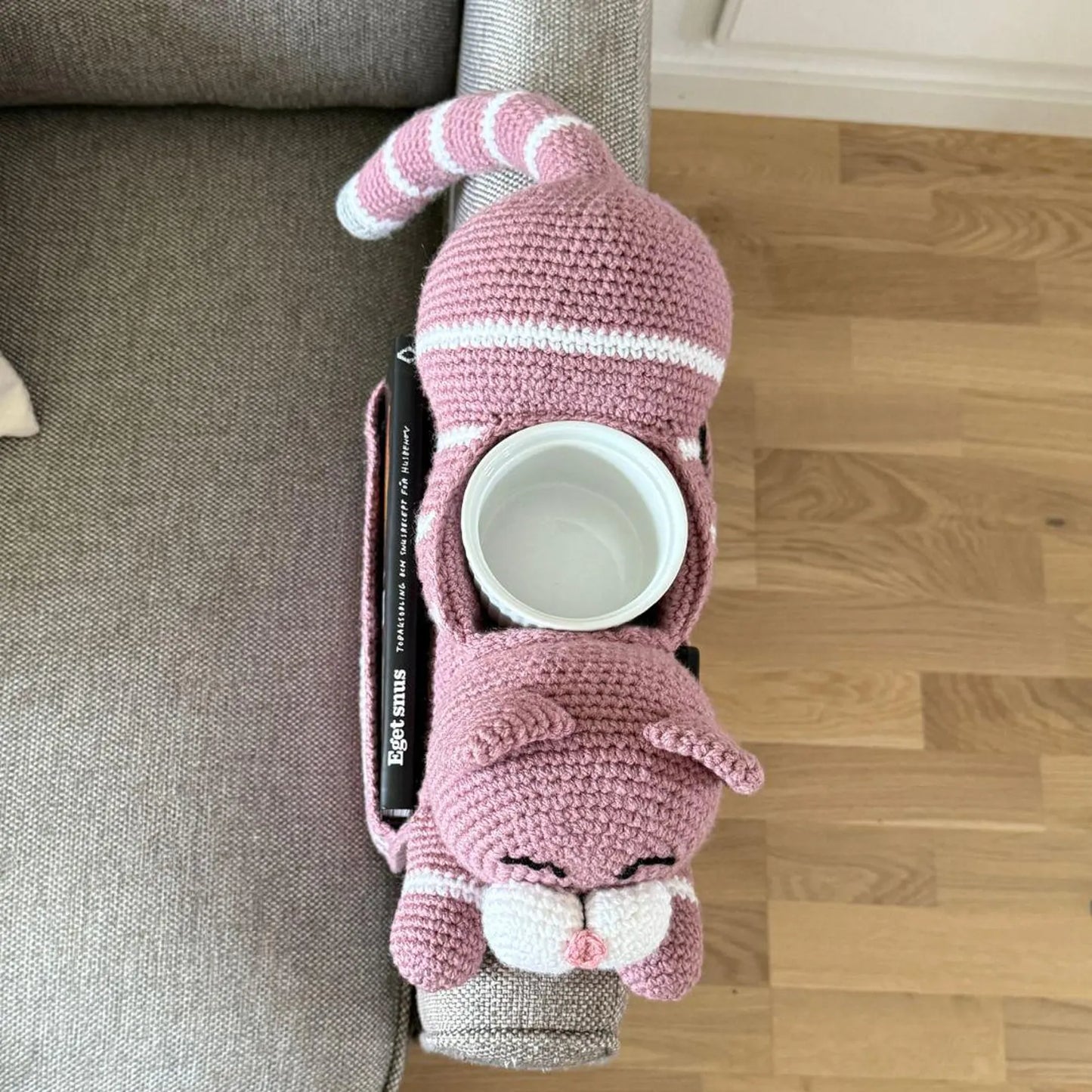 🐱✨ Adorable Cat Sofa Organizer – Crochet Pattern 🧶
