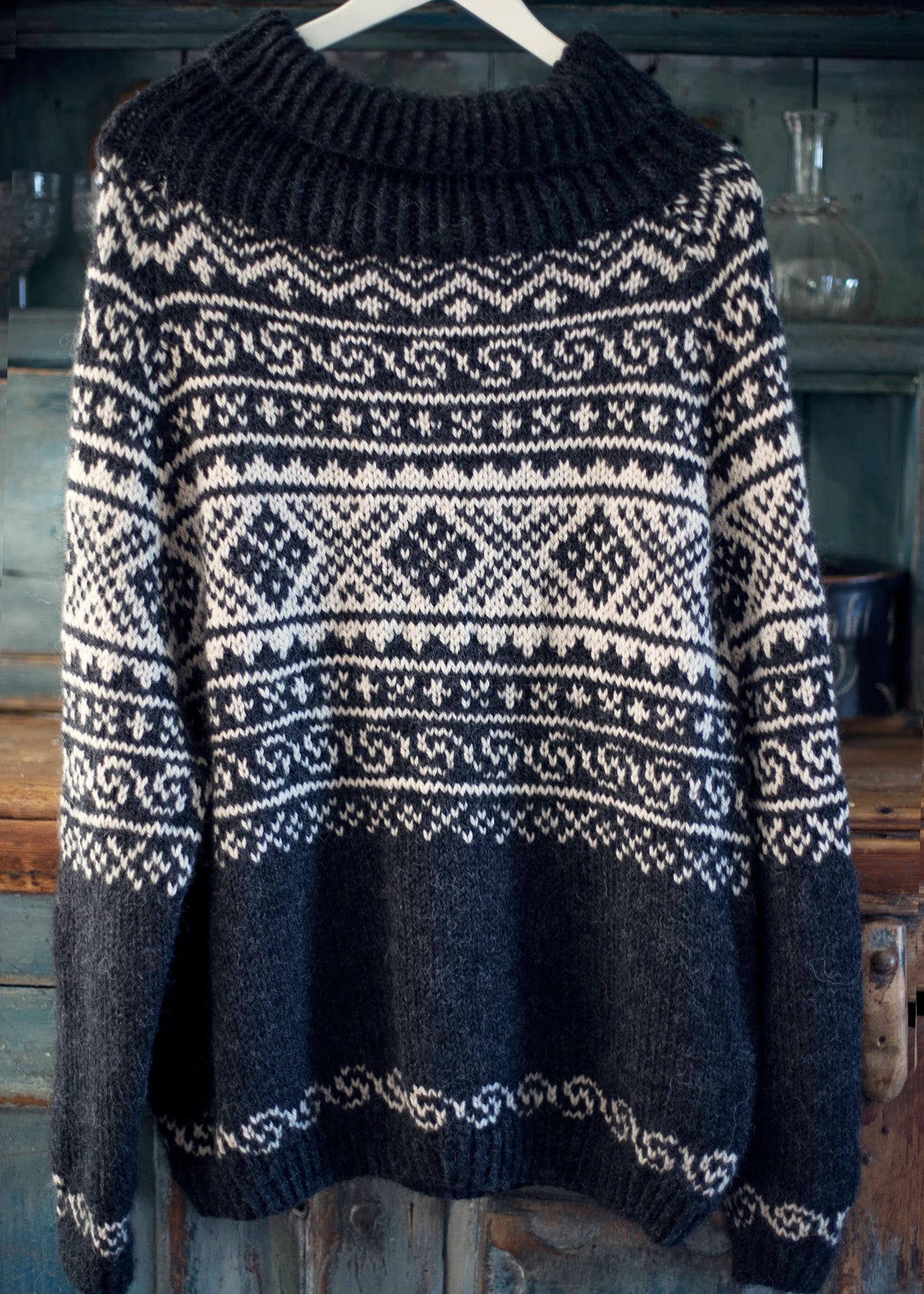 ❄️ Norwegian Setesdal Sweater – Classic Nordic Knit Pattern 🧶