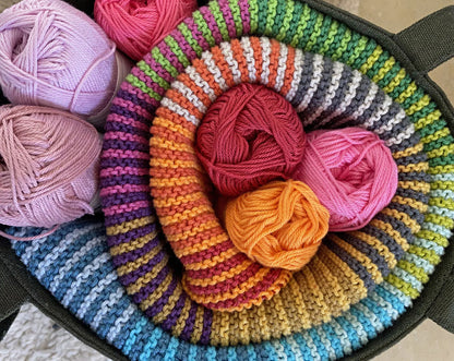 Kiss Blanket Knitting Pattern – Colorful & Easy Garter Stitch PDF