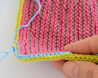 Kiss Blanket Knitting Pattern – Colorful & Easy Garter Stitch PDF