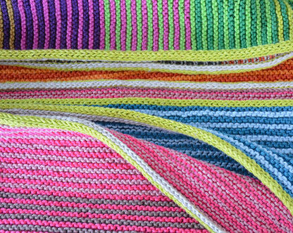 Kiss Blanket Knitting Pattern – Colorful & Easy Garter Stitch PDF