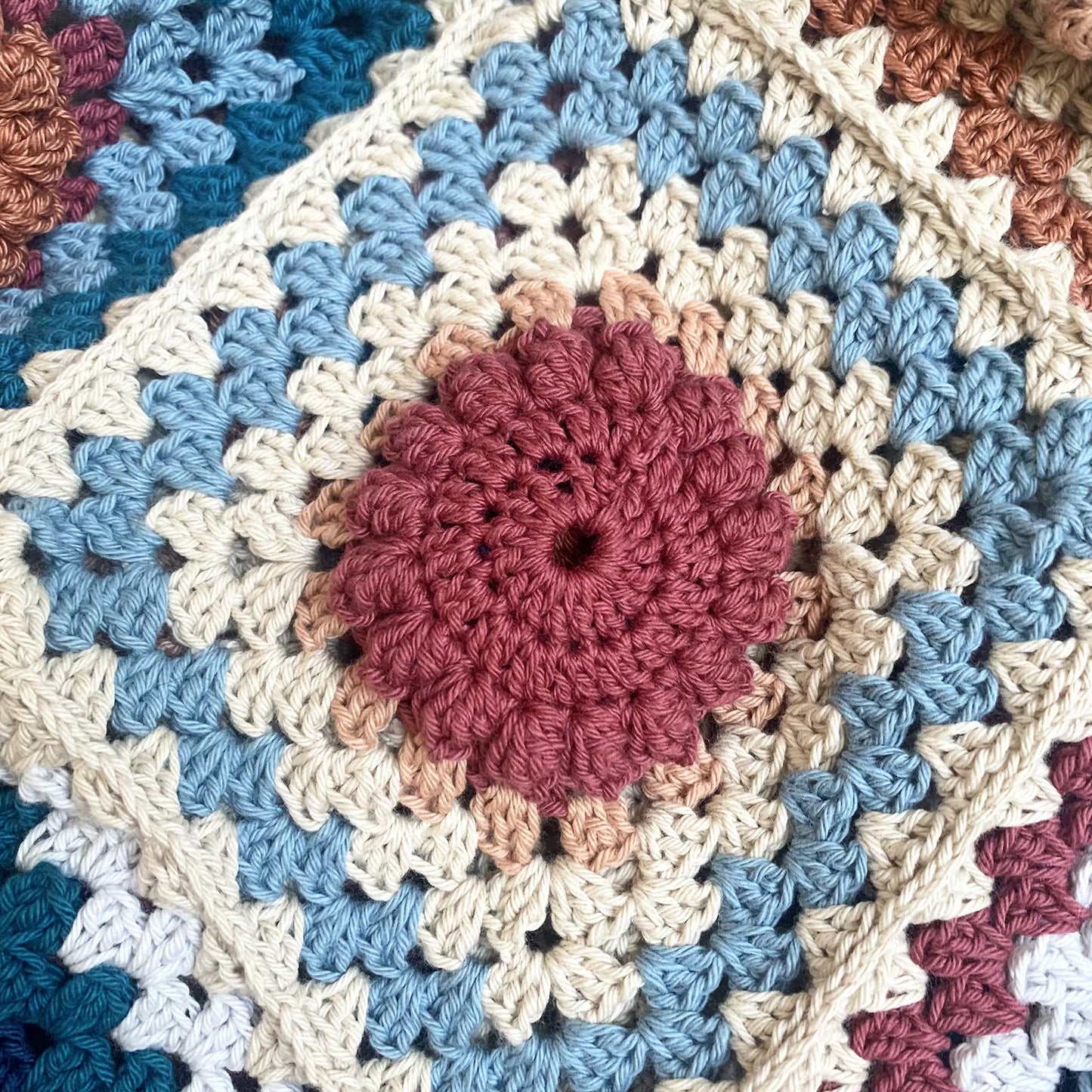 🎨 Granny Diamond Bag – Boho Shoulder Tote Crochet Pattern 👜✨