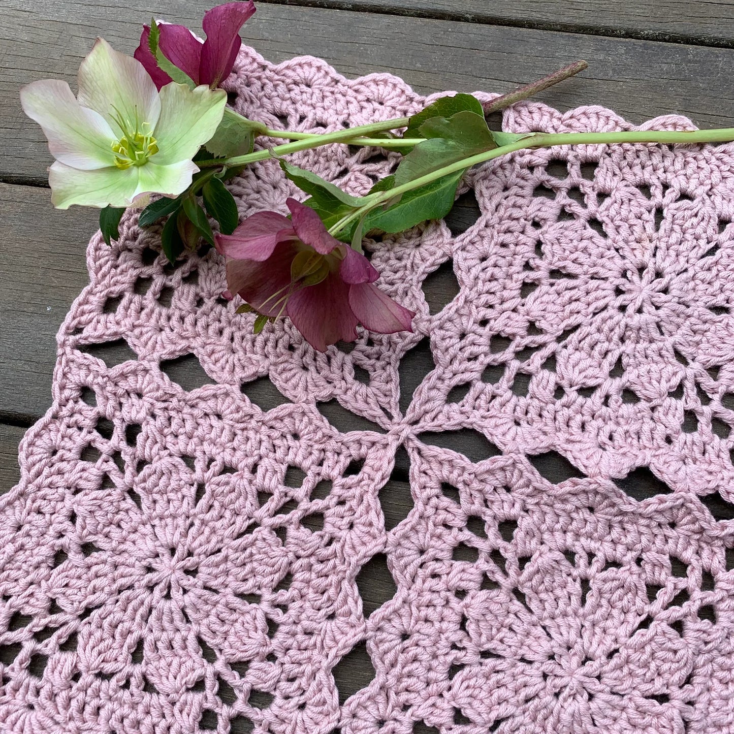 🌸 Blossom Breeze Blanket – Join-as-You-Go Crochet Squares 🧶
