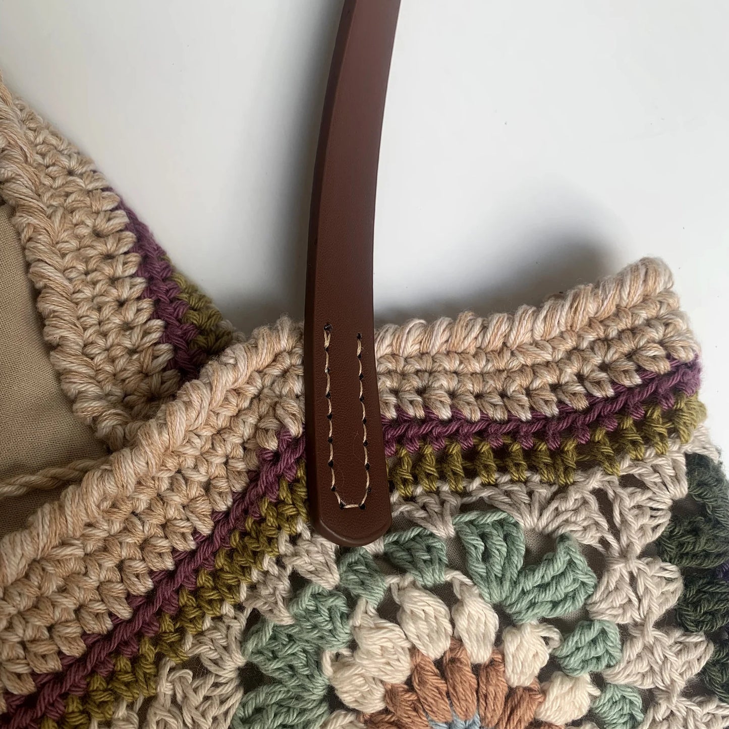 🌿 Boho Granny Tote – Crochet Your Dream Bag! 👜