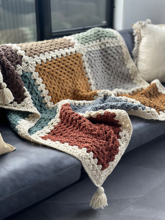 🧶 9 Motifs for a Stunning Crochet Throw – Beginner-Friendly