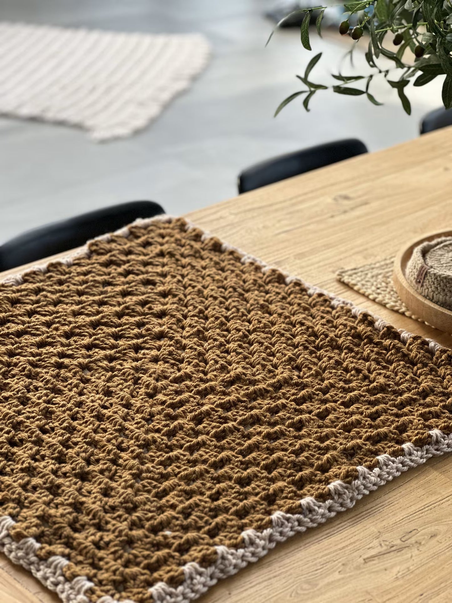 🧶 9 Motifs for a Stunning Crochet Throw – Beginner-Friendly