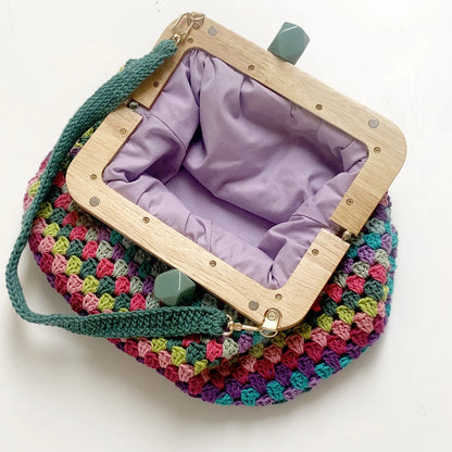 👜 Retro Granny Clutch – Easy & Bold!