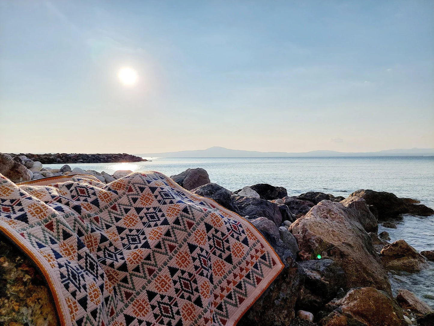 🌞 Shandiin Mosaic Blanket Pattern – Bold & Colorful Design (PDF)