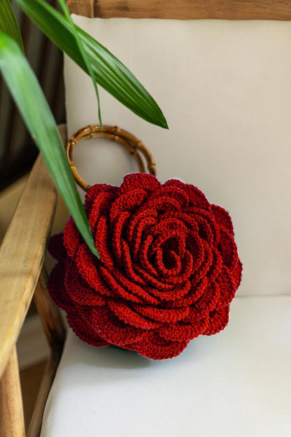 🌹 Crochet Rose Bag Pattern – Stunning 3D Flower Purse 👜✨