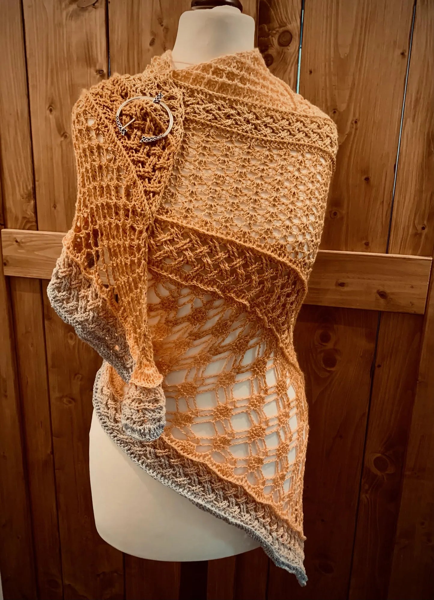 ✨ Elegant Crochet Shawl Pattern – Lightweight Summer Wrap 🧶