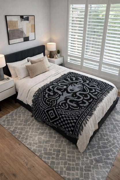 Medusa Mosaic Crochet Blanket Pattern | Grid & Written Instructions
